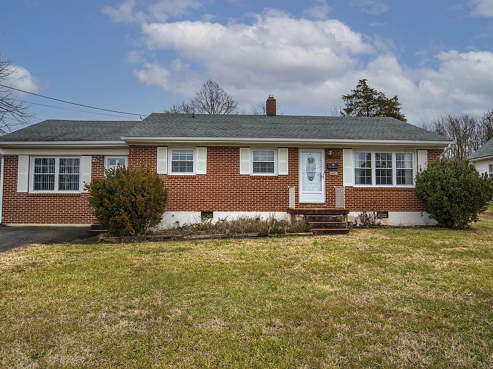 1st image of 365 Orchard Ave