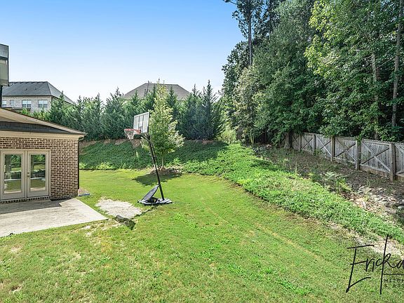 3rd image of 5138 Thurman Ct