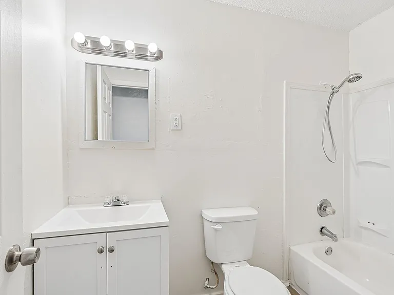 Forest Village Apartments — Photo 21