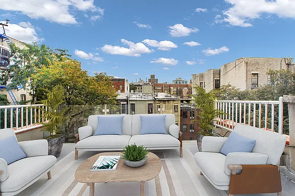 Sold by Compass | media 14