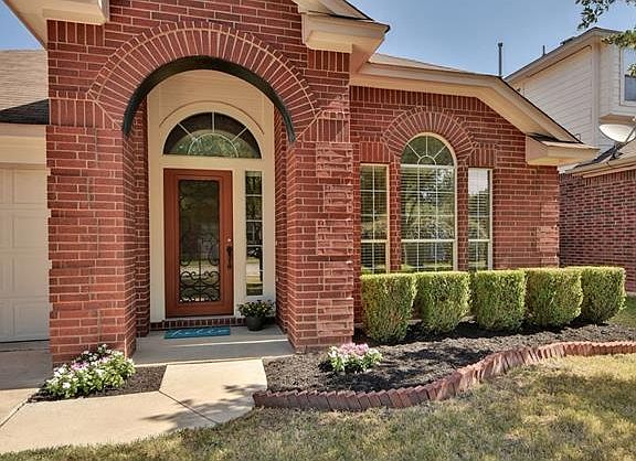 3rd image of 421 Bayou Bend Dr