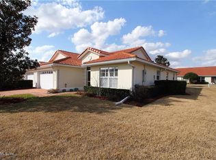 10174 Mainsail Dr, Oxford, FL 34484