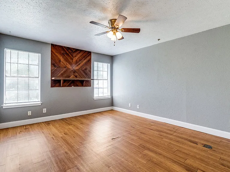 2354 Little Pocket Rd — Photo 7