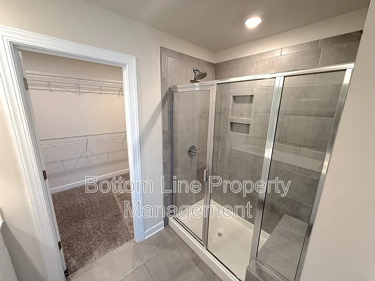 629 Cranford Dr — Photo 20