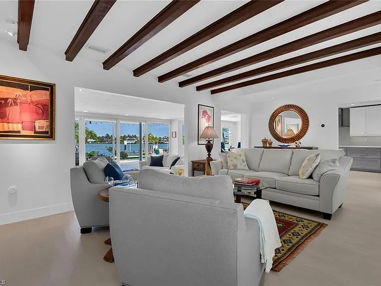 2143 Marina Dr — Photo 3