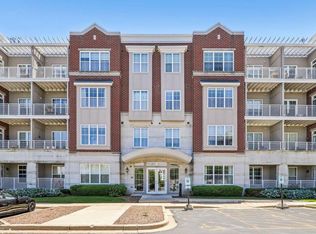 Park Shore, Saint Francis, WI 53235