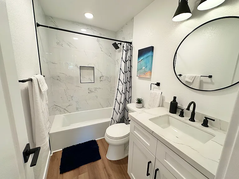 3234 Roberta Ln #3 — Photo 2