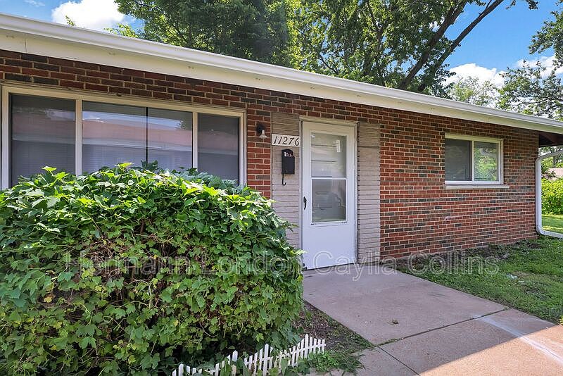1st image of 11276 Liana Ln