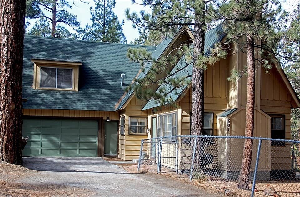 1st image of 501 Rose Hill Dr