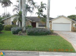 10910 NW 4th St, Pompano Beach, FL 33071