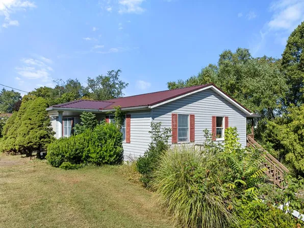 67 BREEZY DRIVE, Wheeling, WV 26003