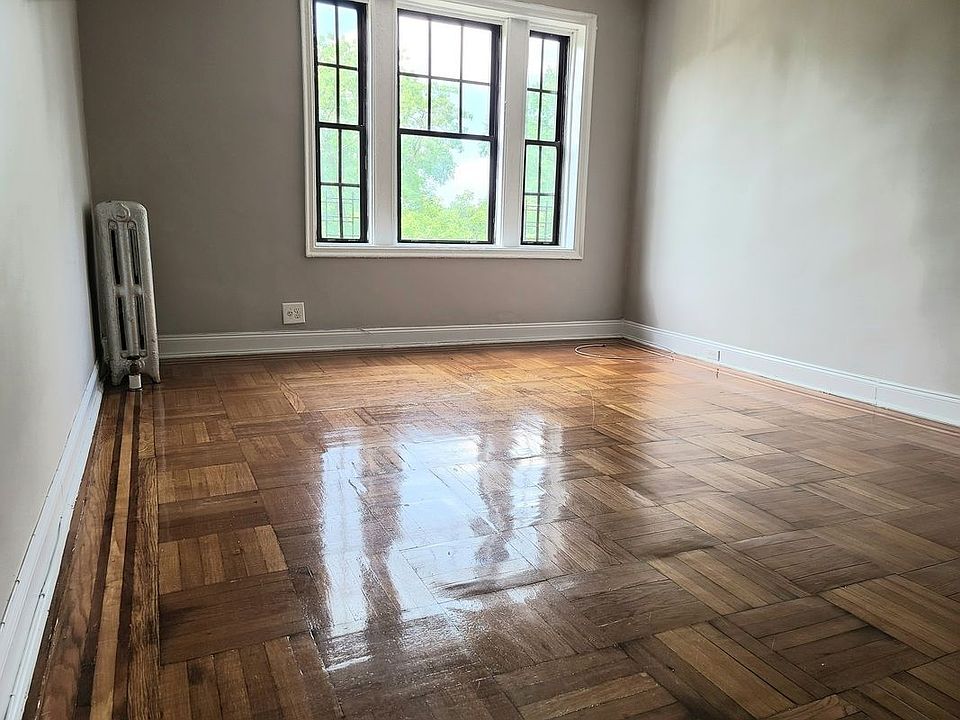 2nd image of 2820 Barker Ave #Jj53