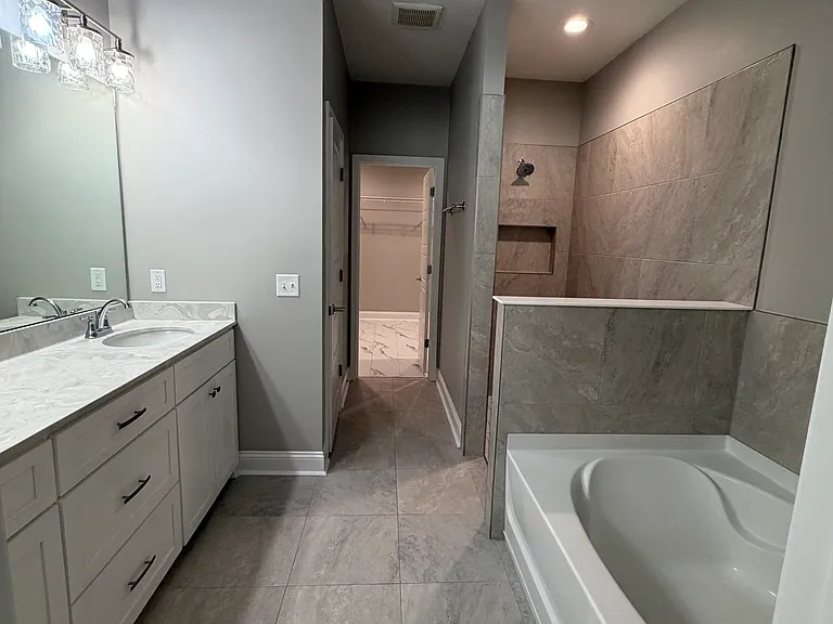 148 The Villas Way — Photo 40
