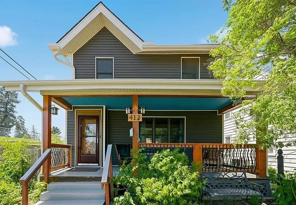 412 S 48th Ave