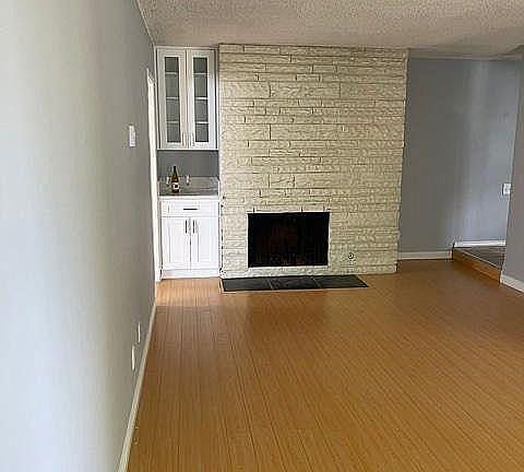 2nd image of 11711 Mayfield Ave APT 88