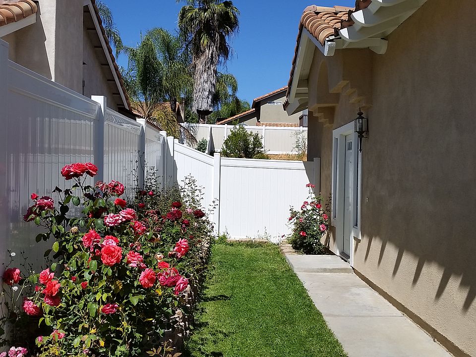 2nd image of 25180 Via Las Lomas