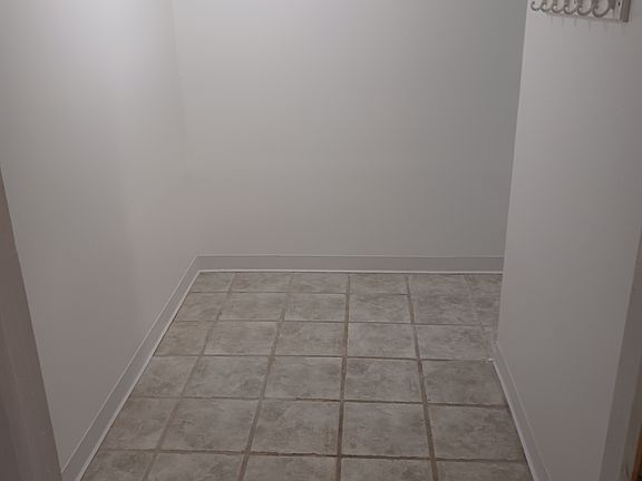 2nd image of W162N11651 Park Ave #1B