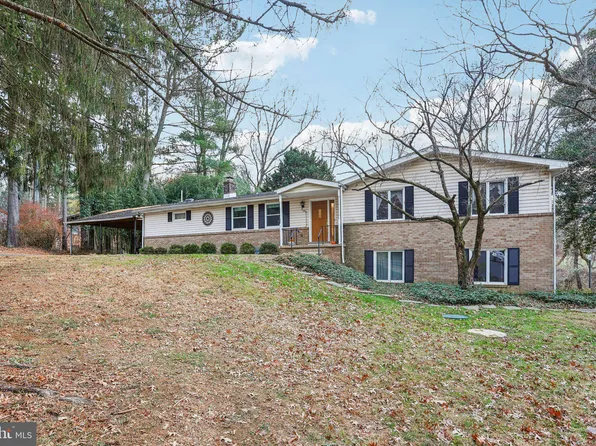 128 Osage Ln, Newark, DE 19711