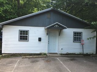 833 W Caraway St, Fayetteville, AR 72701
