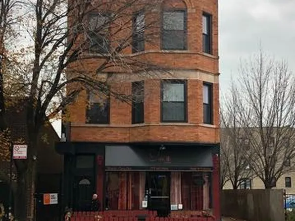 3268 W Fullerton Ave, Chicago, IL 60647