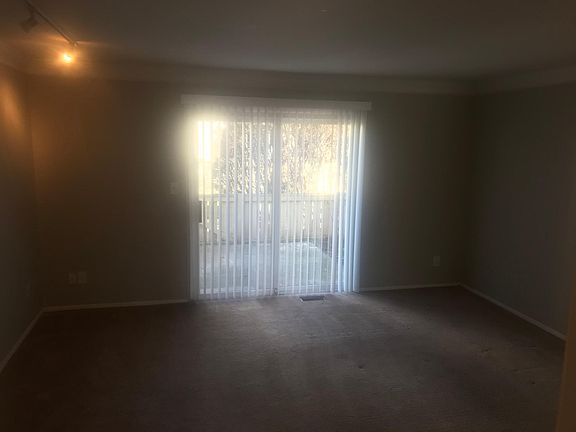 3rd image of 2580 Scioto View Ln
