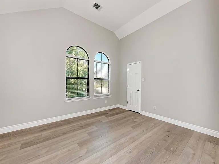 6805 Barstow Ct — Photo 27