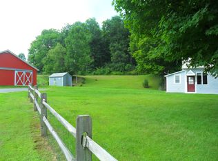 107 State Line Rd, West Stockbridge, MA 01266
