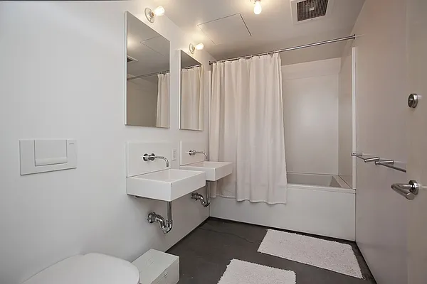 Sold by BLU Real Estate | media 27