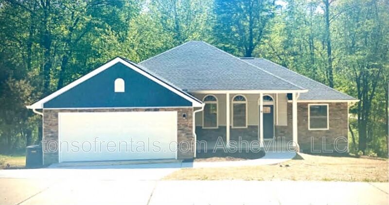 1st image of 31 John Halford Ct