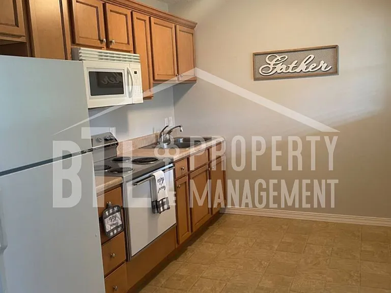 134 Lake Village Ln — Photo 12