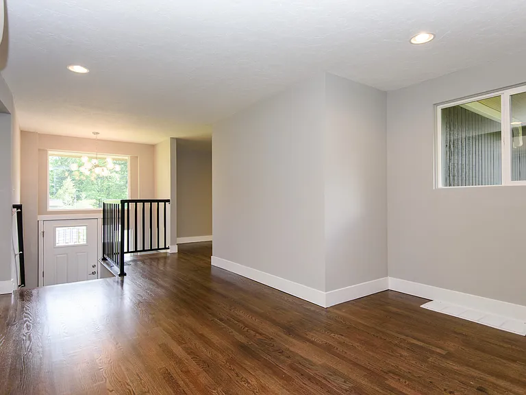 11444 SE 72nd St — Photo 5