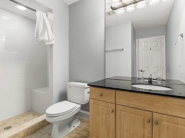 1113 N Old Woodward Ave #46 — Photo 15
