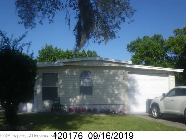 7174 Fairlane Ave, Brooksville, FL 34613