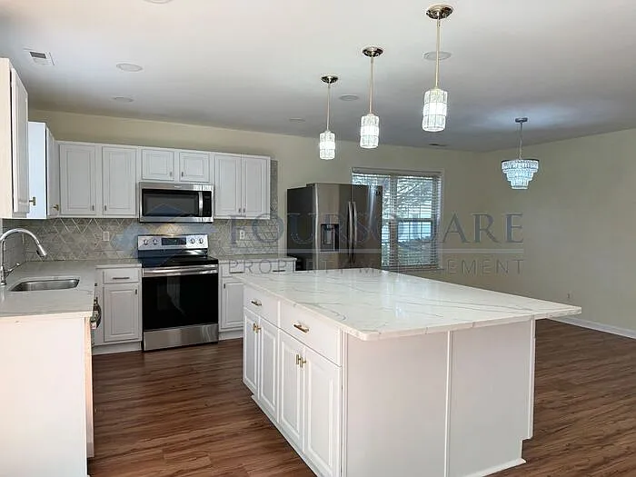 508 Stonecreek Dr — Photo 13