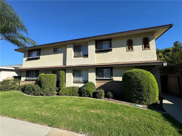10720 Western Ave APT 202, Downey, CA 90241