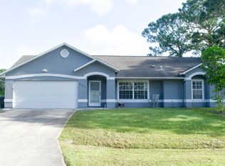 847 Beacon St NW, Palm Bay, FL 32907