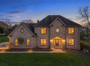 3053 Canterbury Dr, Allison Park, PA
