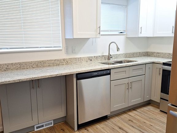 2nd image of 307 W Utah Ave
