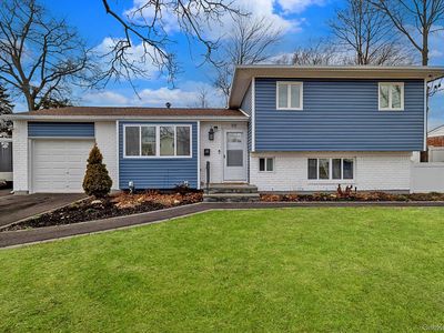 312 W 20th Street, Deer Park, NY, 11729