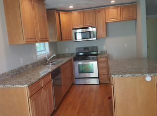 24 Wuddall Ave, Warwick, RI 02889
