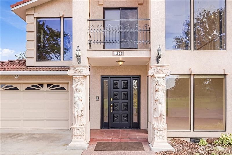 4th image of 1255 Country Club Road