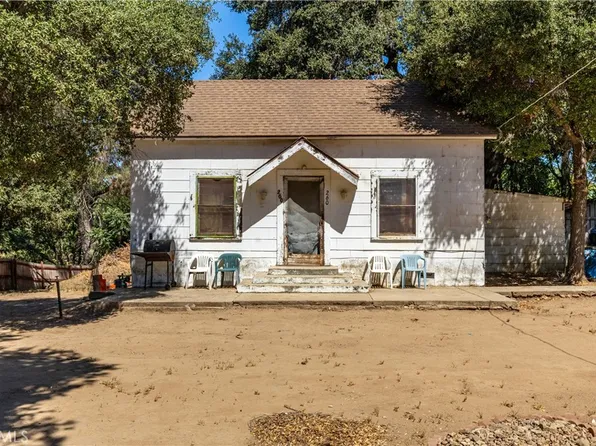 260 Old County Rd, Templeton, CA 93465