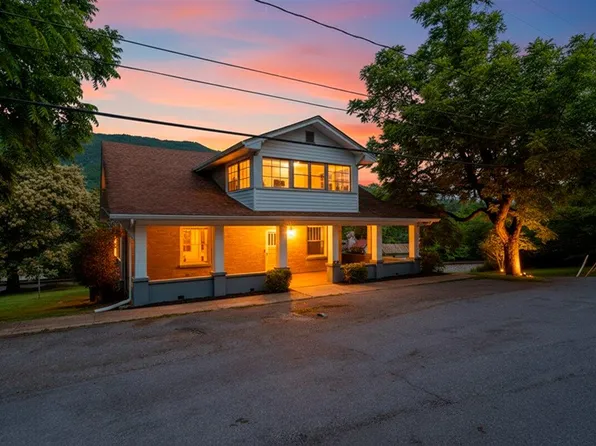 535 Boyd St, Buchanan, VA 24066