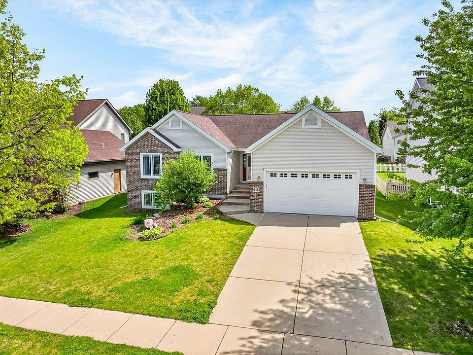 1st image of 9423 White Fox Ln