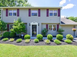 4636 Horseman Dr NE, Roanoke, VA 24019