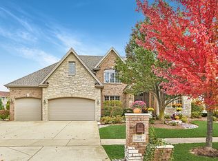 15545 Scotsglen Rd, Orland Park, IL 60462