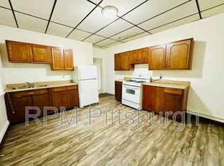 1017 Emporia St, Pittsburgh, PA 15204