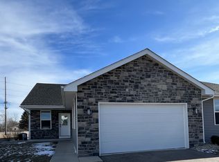 127 Bristle Way, Edgerton, WI 53534