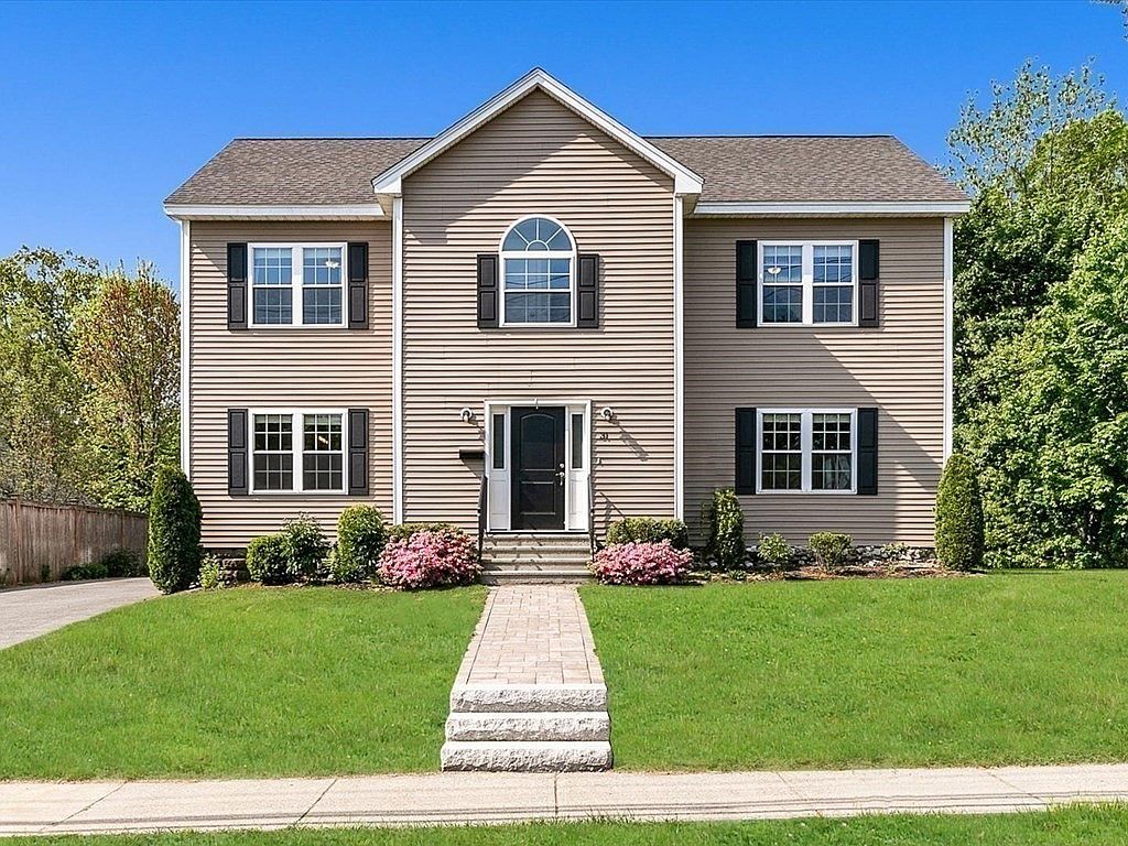 31 School St, Woburn, MA 01801 Zillow