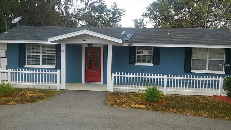 1st image of 323 W Alamo Dr